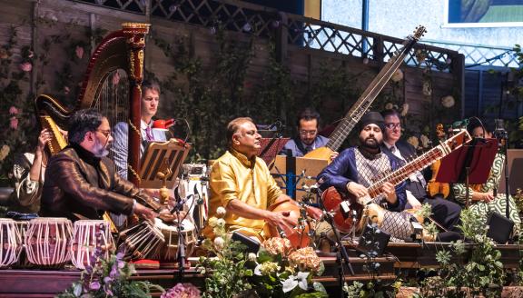 Shahbaz Hussain on tabla, RN Prakash on ghatam, Mark Wagstaff on percussion, Sergio Bucheli on theorbo, Jasdeep Singh Degun on sitar and Andrew Long on violin